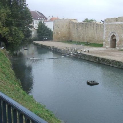 Avant la pose de la passerelle